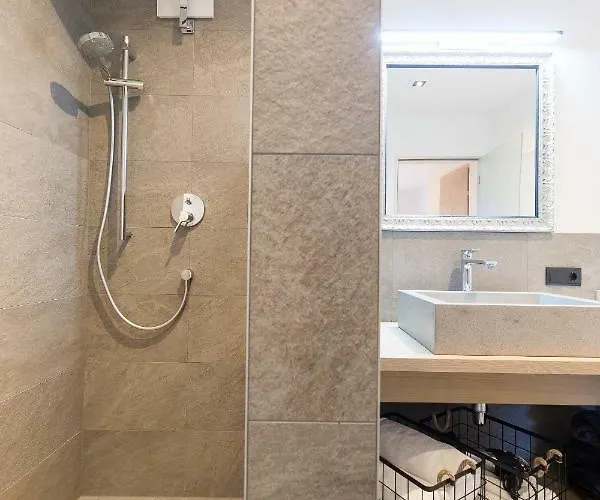 Easy Living Oetztal 아파트 *